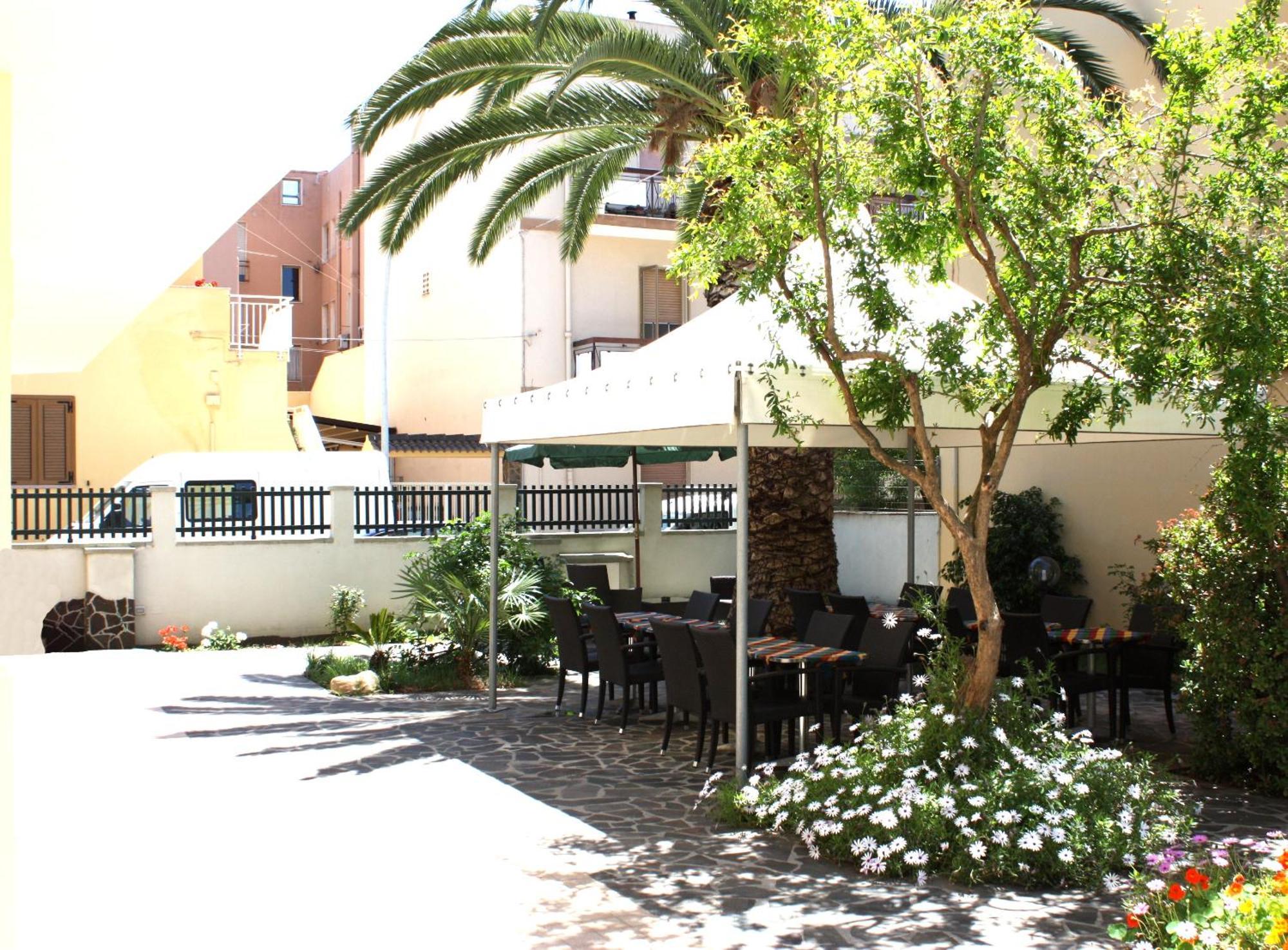 Hotel Alguer Exteriör bild