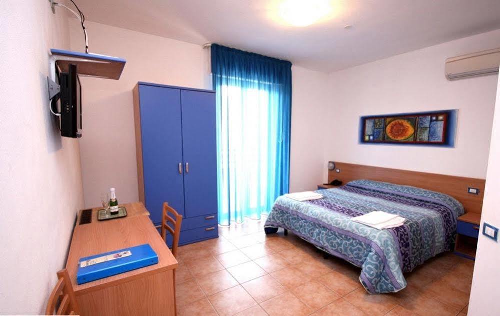 Hotel Alguer Exteriör bild